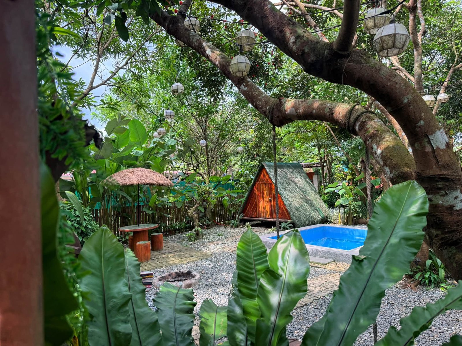 Rest House & Teepee Hut with Pool