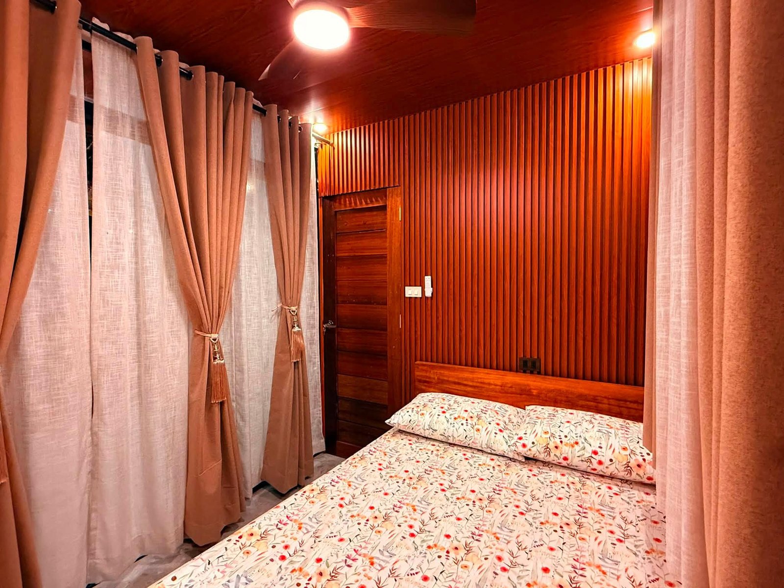 Secret Villa 2