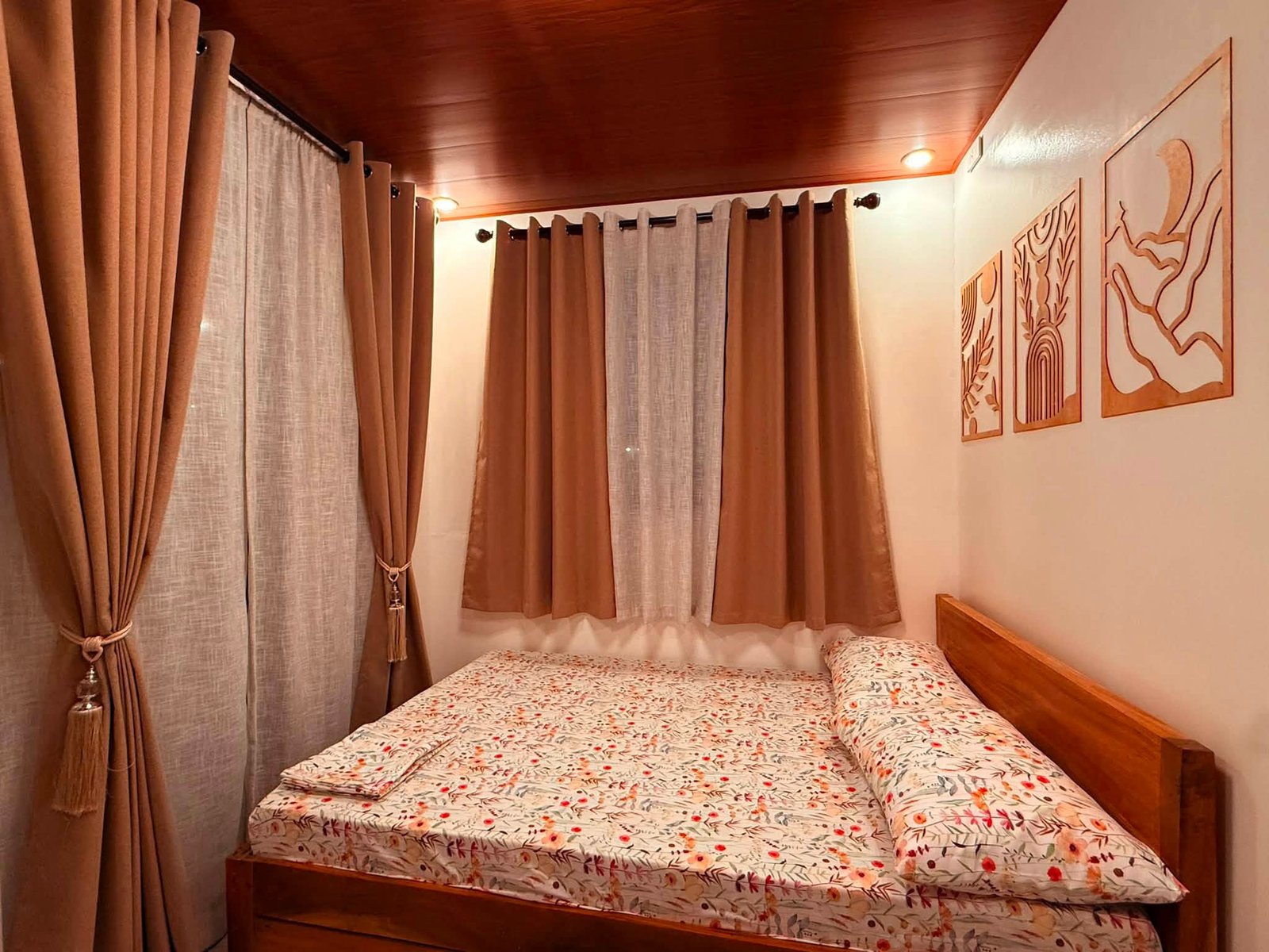 Secret Villa 2
