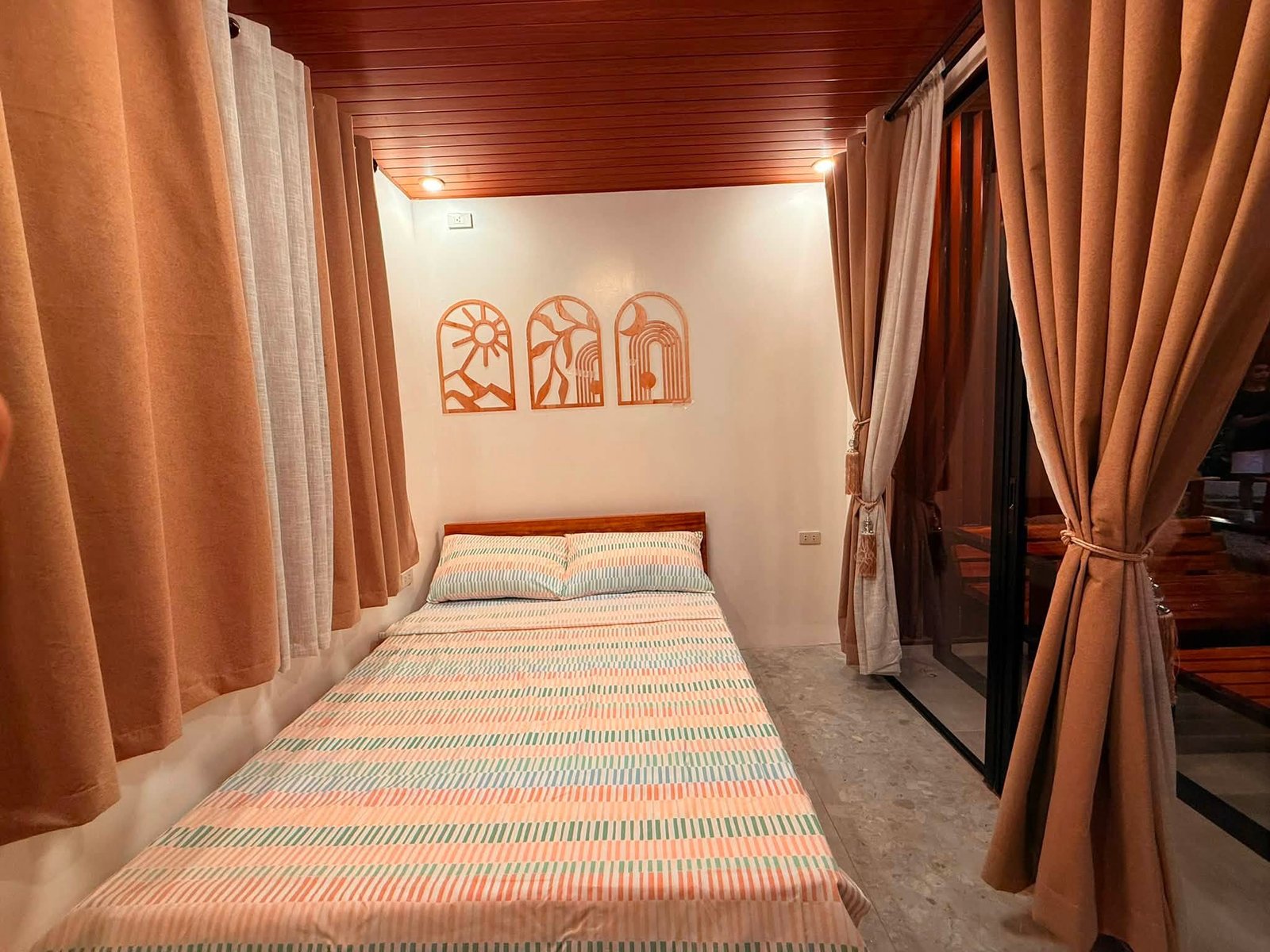 Whole Secret Villa